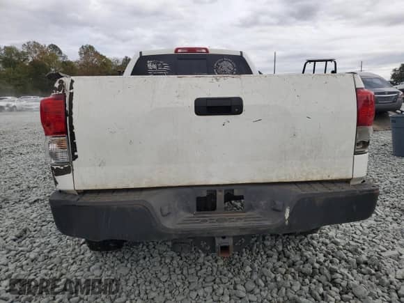 2010 Toyota Tundra с VIN 5TFUY5F18AX154990, выставлен на аукционе Copart как лот 82358065 с пробегом 292 085 миль миль и Чистый • Clean title. История ставок и продаж доступна на DreamBid. Изображение 6.
