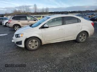 2012 Chevrolet Sonic LS с VIN 1G1JB5SH9C4174637, выставлен на аукционе Copart как лот 45942275 с пробегом 208 459 миль миль и Списание • Salvage title. История ставок и продаж доступна на DreamBid. Изображение 1.