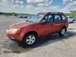 2011 Subaru Forester X z VIN JF2SHABC4BG759809, wystawiony jako Copart lot #65534595 z przebiegiem 169 758 mil mil oraz Szkoda całkowita • Salvage title. Historia ofert i sprzedaży dostępna na DreamBid. Obrazek 1.