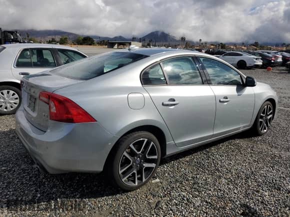 2018 Volvo S60 Dynamic с VIN YV140MTL0J2462234, выставлен на аукционе Copart как лот 48199435 с пробегом 55 571 миль миль и Списание • Salvage title. История ставок и продаж доступна на DreamBid. Изображение 3.