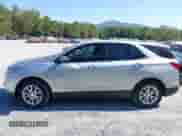 2018 Chevrolet Equinox LT z VIN 2GNAXSEV7J6311280, wystawiony jako IAAI lot #43268032 z przebiegiem 87 427 mil mil oraz . Historia ofert i sprzedaży dostępna na DreamBid. Obrazek 15.