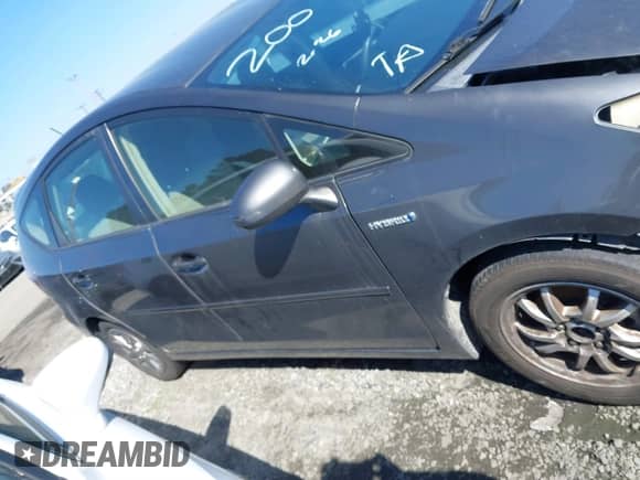 2016 Toyota Prius Two z VIN JTDZN3EU0GJ047104, wystawiony jako IAAI lot #41459476 z przebiegiem 210 453 mil mil oraz . Historia ofert i sprzedaży dostępna na DreamBid. Obrazek 14.