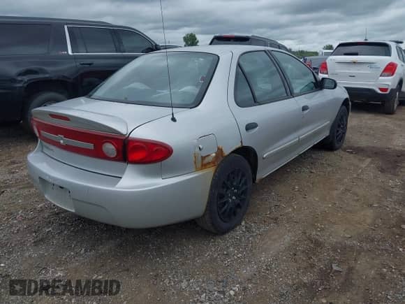 2003 Chevrolet Cavalier LS с VIN 1G1JF52FX37204505, выставлен на аукционе IAAI как лот 43030086 с пробегом 126 698 миль миль и . История ставок и продаж доступна на DreamBid. Изображение 4.