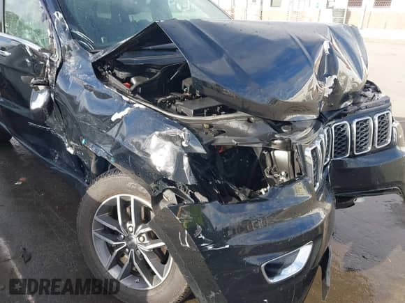 2017 Jeep Grand Cherokee Limited z VIN 1C4RJFBG2HC625186, wystawiony jako IAAI lot #43371268 z przebiegiem 120 604 mil mil oraz . Historia ofert i sprzedaży dostępna na DreamBid. Obrazek 17.