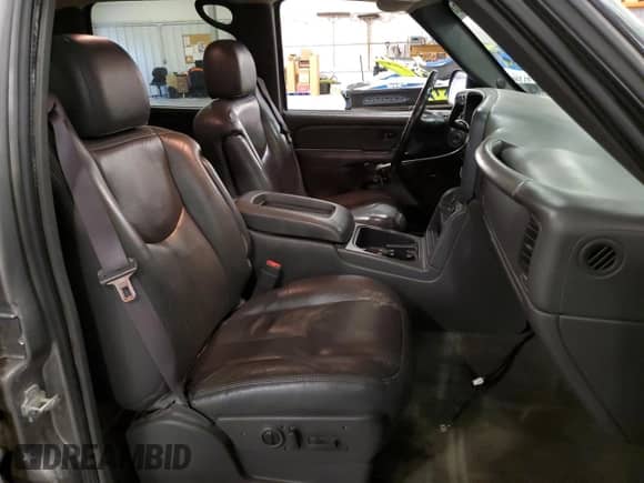 2006 Chevrolet Silverado 1500 LT3 z VIN 2GCEK13Z661350519, wystawiony jako Copart lot #69221295 z przebiegiem 178 959 mil mil oraz Szkoda całkowita • Salvage title. Historia ofert i sprzedaży dostępna na DreamBid. Obrazek 7.