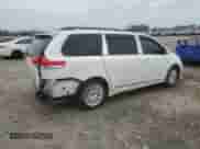 2012 Toyota Sienna XLE with VIN 5TDYK3DCXCS278781, listed as a Copart auction lot 83769325 with 157,885 mi miles and Salvage title. Bid and sale history available at DreamBid. Image 3.