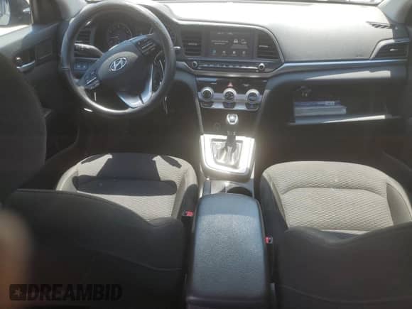 2019 Hyundai Elantra Limited с VIN KMHD84LF0KU763533, выставлен на аукционе Copart как лот 67686865 с пробегом 83 515 миль миль и Списание • Salvage title. История ставок и продаж доступна на DreamBid. Изображение 8.