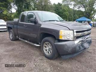 2010 Chevrolet Silverado 1500 LT с VIN 1GCSKSEA0AZ115677, выставлен на аукционе IAAI как лот 43161509 с пробегом 103 633 миль миль и . История ставок и продаж доступна на DreamBid. Изображение 1.