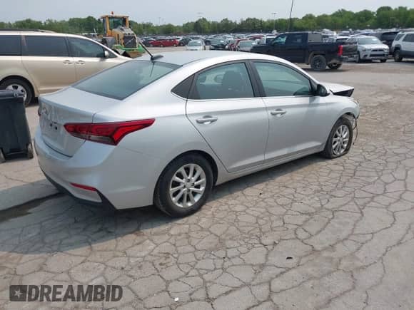 2022 Hyundai Accent SEL with VIN 3KPC24A67NE172266, listed as a IAAI auction lot 42400901 with 25,155 mi miles and . Bid and sale history available at DreamBid. Image 4.
