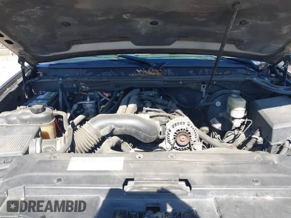 2007 Chevrolet Tahoe LT with VIN 1GNFC13027R141572, listed as a IAAI auction lot 43463387 with 269,733 mi miles and . Bid and sale history available at DreamBid. Image 10.