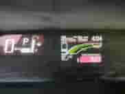 2016 Toyota Prius One z VIN JTDKDTB3XG1119104, wystawiony jako Copart lot #81838855 z przebiegiem 163 159 mil mil oraz Szkoda całkowita • Salvage title. Historia ofert i sprzedaży dostępna na DreamBid. Obrazek 9.