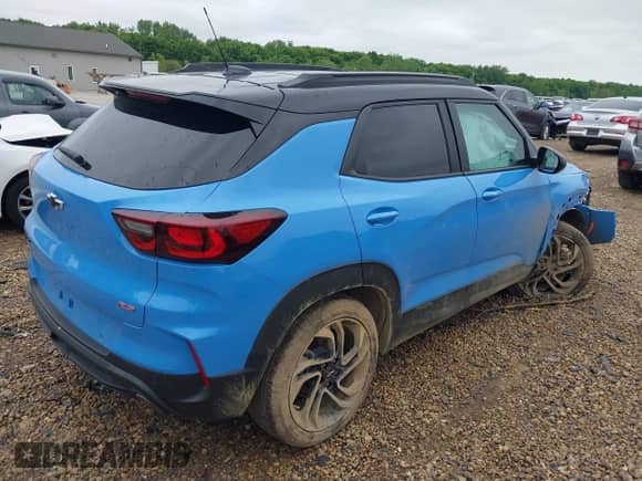 2024 Chevrolet TrailBlazer RS with VIN KL79MUSL7RB163348, listed as a IAAI auction lot 42349234 with 8,993 mi miles and . Bid and sale history available at DreamBid. Image 4.