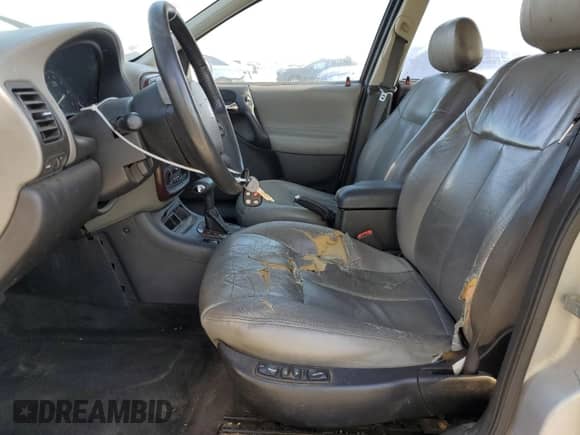 2000 Saturn LS with VIN 1G8JW52R0YY636923, listed as a Copart auction lot 62186235 with 335,017 mi miles and Salvage title. Bid and sale history available at DreamBid. Image 7.