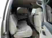 2001 Chevrolet Suburban LT z VIN 1GNEC16T91J244298, wystawiony jako Copart lot #68127834 z przebiegiem Nie podano mil oraz Szkoda całkowita • Salvage title. Historia ofert i sprzedaży dostępna na DreamBid. Obrazek 11.