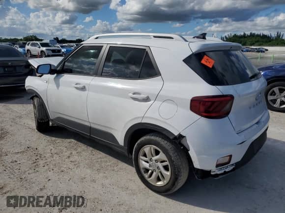 2020 Hyundai Venue SEL с VIN KMHRC8A38LU033018, выставлен на аукционе Copart как лот 82198885 с пробегом 122 397 миль миль и Чистый • Clean title. История ставок и продаж доступна на DreamBid. Изображение 2.
