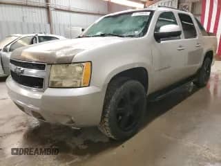 2007 Chevrolet Avalanche 1LT с VIN 3GNFK12307G145313, выставлен на аукционе Copart как лот 81746835 с пробегом 136 215 миль миль и Списание • Salvage title. История ставок и продаж доступна на DreamBid. Изображение 1.