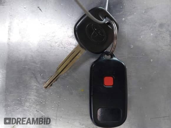 2003 Toyota Highlander с VIN JTEHF21A330145456, выставлен на аукционе IAAI как лот 42314980 с пробегом 223 200 миль миль и . История ставок и продаж доступна на DreamBid. Изображение 11.