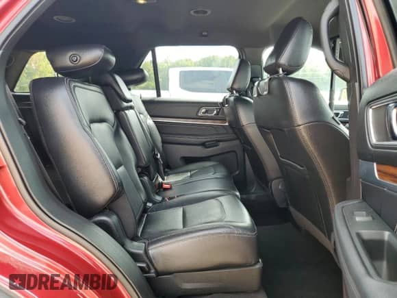 2019 Ford Explorer Limited z VIN 1FM5K7F83KGA64139, wystawiony jako Copart lot #85707055 z przebiegiem 76 221 mil mil oraz Czysty tytuł • Clean title. Historia ofert i sprzedaży dostępna na DreamBid. Obrazek 11.