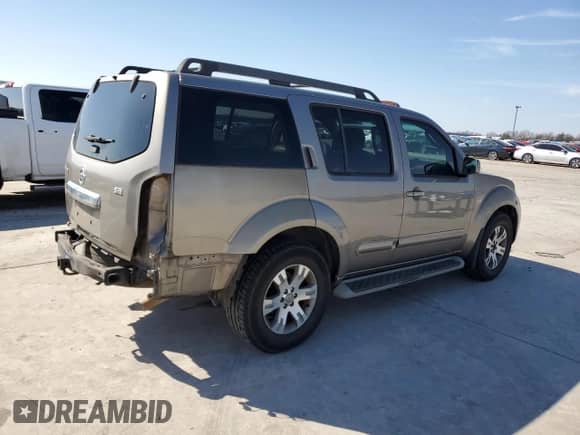 2009 Nissan Pathfinder SE with VIN 5N1AR18U79C602425, listed as a Copart auction lot 45535095 with 182,369 mi miles and Salvage title. Bid and sale history available at DreamBid. Image 3.