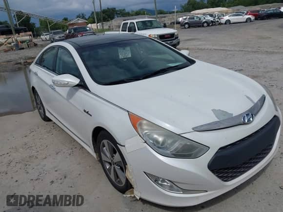 2011 Hyundai Sonata Hybrid z VIN KMHEC4A49BA007351, wystawiony jako IAAI lot #42969363 z przebiegiem 112 024 mil mil oraz . Historia ofert i sprzedaży dostępna na DreamBid. Obrazek 1.