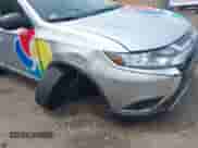 2020 Mitsubishi Outlander ES с VIN JA4AZ3A34LZ044615, выставлен на аукционе IAAI как лот 42639105 с пробегом 94 798 миль миль и . История ставок и продаж доступна на DreamBid. Изображение 6.