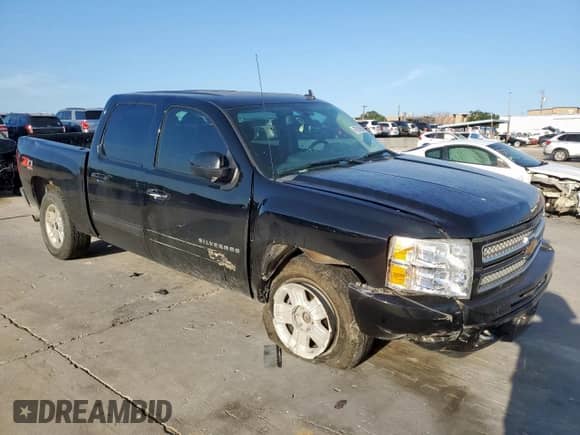 2013 Chevrolet Silverado 1500 LT with VIN 3GCPKSE74DG299858, listed as a Copart auction lot 67018635 with 116,510 mi miles and Salvage title. Bid and sale history available at DreamBid. Image 4.