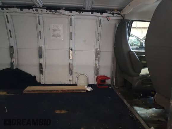 2012 Chevrolet Express Cargo with VIN 1GCSGAFX9C1102605, listed as a Copart auction lot 39816934 with 134,786 mi miles and Salvage title. Bid and sale history available at DreamBid. Image 10.