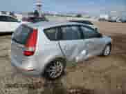 2009 Hyundai Elantra Touring with VIN KMHDC86E49U035832, listed as a Copart auction lot 82375285 with 125,271 mi miles and Salvage title. Bid and sale history available at DreamBid. Image 3.