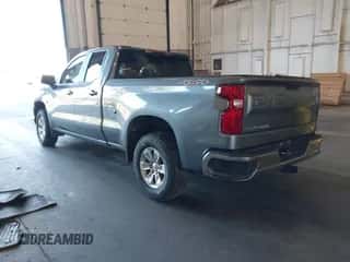 2020 Chevrolet Silverado 1500 LT z VIN 1GCRYDEDXLZ101291, wystawiony jako IAAI lot #43035407 z przebiegiem 53 656 mil mil oraz . Historia ofert i sprzedaży dostępna na DreamBid. Obrazek 3.