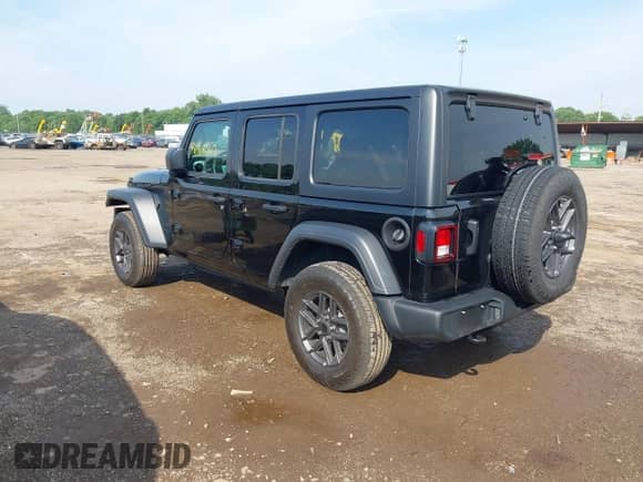 2024 Jeep Wrangler Willys с VIN 1C4PJXDG6RW369077, выставлен на аукционе IAAI как лот 42764367 с пробегом 8 659 миль миль и . История ставок и продаж доступна на DreamBid. Изображение 3.