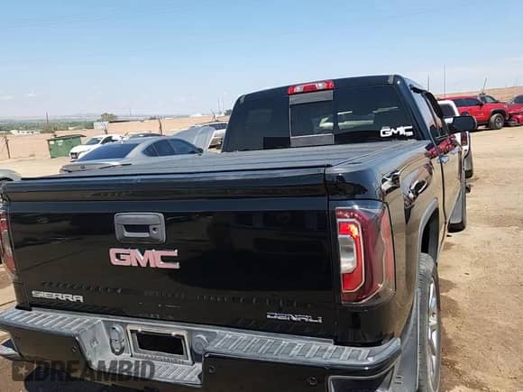 2016 GMC Sierra 1500 Denali с VIN 3GTU2PEC0GG285439, выставлен на аукционе Copart как лот 70225815 с пробегом 115 575 миль миль и Чистый • Clean title. История ставок и продаж доступна на DreamBid. Изображение 13.