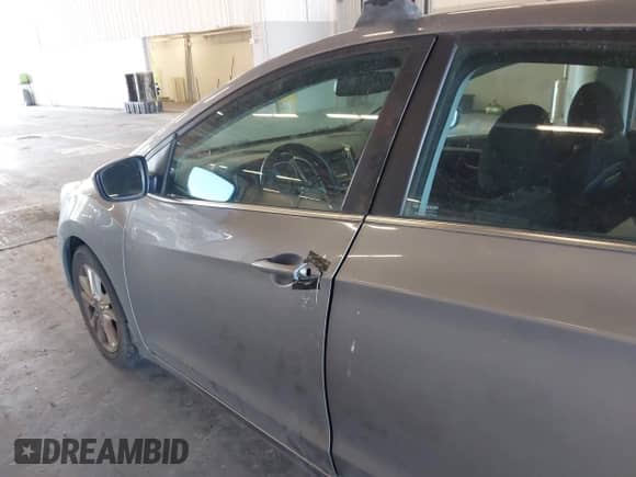 2013 Hyundai Elantra с VIN KMHD35LE8DU052337, выставлен на аукционе IAAI как лот 42816093 с пробегом 209 006 миль миль и . История ставок и продаж доступна на DreamBid. Изображение 12.