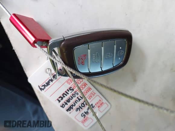 2016 Hyundai Sonata SE with VIN KMHE24L17GA035260, listed as a IAAI auction lot 43417677 with 130,201 mi miles and . Bid and sale history available at DreamBid. Image 11.