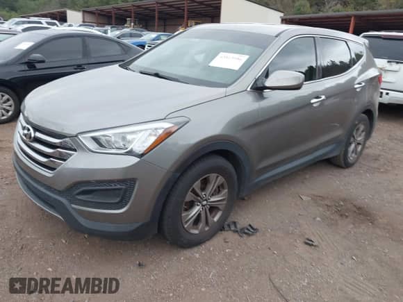 2016 Hyundai Santa Fe with VIN 5XYZT3LB9GG364905, listed as a IAAI auction lot 43513956 with 199,453 mi miles and . Bid and sale history available at DreamBid. Image 2.