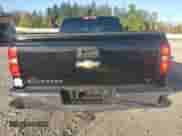 2018 Chevrolet Silverado 1500 LT z VIN 1GCVKREC6JZ239783, wystawiony jako Copart lot #84482565 z przebiegiem 95 213 mil mil oraz Szkoda całkowita • Salvage title. Historia ofert i sprzedaży dostępna na DreamBid. Obrazek 6.