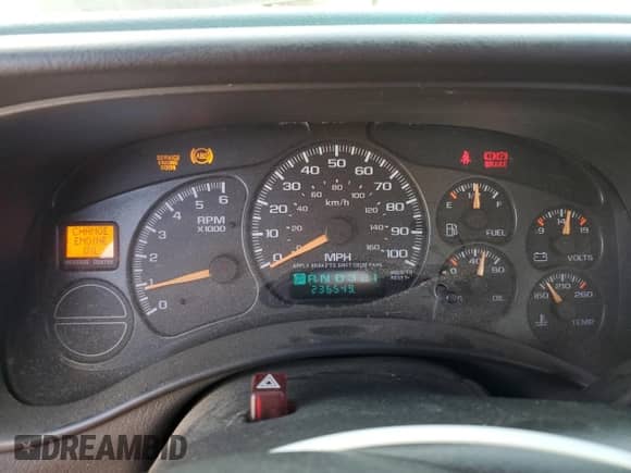 2002 Chevrolet Silverado 1500 LS with VIN 1GCEC14V92Z319968, listed as a Copart auction lot 62374295 with 236,549 mi miles and Clean title. Bid and sale history available at DreamBid. Image 9.