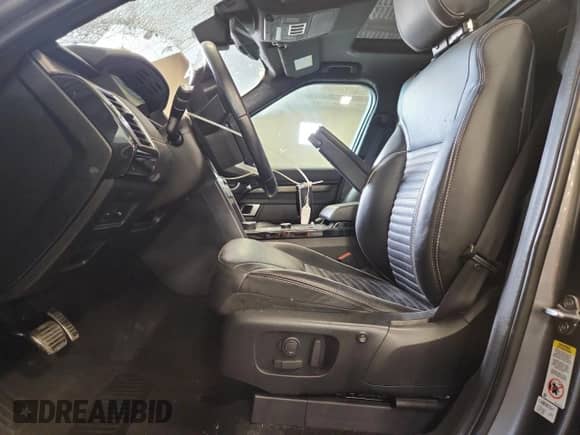 2018 Land Rover Discovery HSE with VIN SALRR2RVXJA050707, listed as a Copart auction lot 59177575 with Not provided miles and Clean title. Bid and sale history available at DreamBid. Image 7.