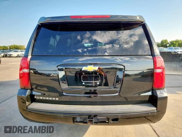 2019 Chevrolet Suburban LT с VIN 1GNSKHKC6KR335603, выставлен на аукционе Copart как лот 71271655 с пробегом 135 821 миль миль и Списание • Salvage title. История ставок и продаж доступна на DreamBid. Изображение 6.