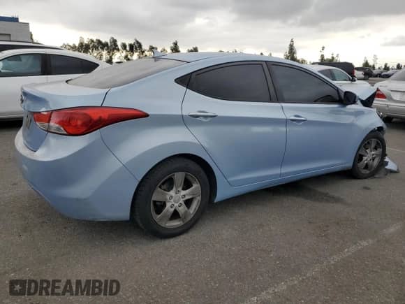 2013 Hyundai Elantra GLS с VIN KMHDH4AE9DU713985, выставлен на аукционе Copart как лот 71992695 с пробегом Не указан миль и Списание • Salvage title. История ставок и продаж доступна на DreamBid. Изображение 3.