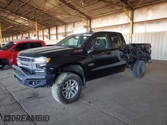 2019 Chevrolet Silverado 1500 LT z VIN 1GCRYDED8KZ221315, wystawiony jako Copart lot #84987975 z przebiegiem 80 941 mil mil oraz Szkoda całkowita • Salvage title. Historia ofert i sprzedaży dostępna na DreamBid. Obrazek 1.