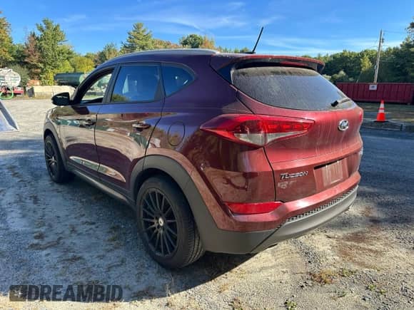 2016 Hyundai Tucson Limited with VIN KM8J3CA23GU090255, listed as a Copart auction lot 85589105 with 116,400 mi miles and Clean title. Bid and sale history available at DreamBid. Image 3.