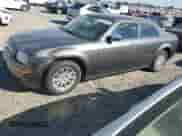 2010 Chrysler 300 Touring с VIN 2C3CA4CD1AH203142, выставлен на аукционе Copart как лот 80648205 с пробегом 104 969 миль миль и Чистый • Clean title. История ставок и продаж доступна на DreamBid. Изображение 1.