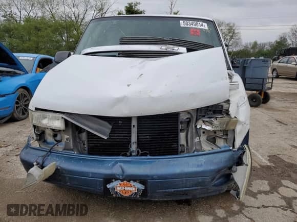 1999 Chevrolet Astro Cargo YF7 with VIN 1GBDM19W7XB150919, listed as a Copart auction lot 50349814 with 143,931 mi miles and Salvage title. Bid and sale history available at DreamBid. Image 5.