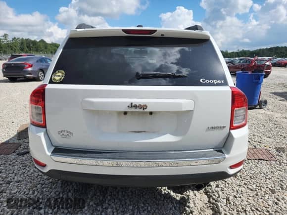 2012 Jeep Compass Limited с VIN 1C4NJCCB9CD548383, выставлен на аукционе Copart как лот 64979365 с пробегом 238 825 миль миль и Списание • Salvage title. История ставок и продаж доступна на DreamBid. Изображение 6.