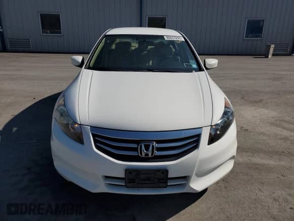 2011 Honda Accord SE с VIN 1HGCP2F61BA058701, выставлен на аукционе Copart как лот 80623295 с пробегом 144 681 миль миль и Списание • Salvage title. История ставок и продаж доступна на DreamBid. Изображение 5.