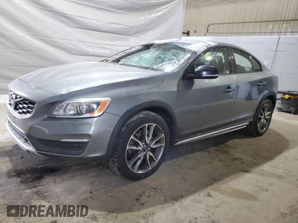 2016 Volvo S60 T5 Platinum с VIN YV4612UM8G2000243, выставлен на аукционе Copart как лот 69091645 с пробегом 107 533 миль миль и Списание • Salvage title. История ставок и продаж доступна на DreamBid. Изображение 1.