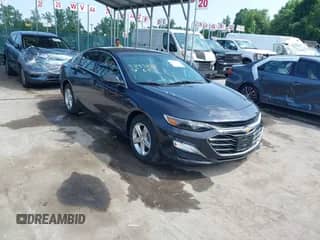 2022 Chevrolet Malibu LS с VIN 1G1ZB5ST1NF188496, выставлен на аукционе IAAI как лот 42438311 с пробегом 48 061 миль миль и . История ставок и продаж доступна на DreamBid. Изображение 1.