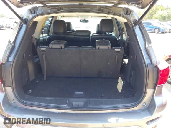 2017 Nissan Pathfinder S with VIN 5N1DR2MN7HC695673, listed as a IAAI auction lot 43000027 with 130,877 mi miles and . Bid and sale history available at DreamBid. Image 18.