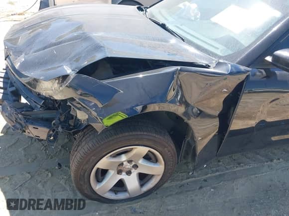 2018 Dodge Charger Police с VIN 2C3CDXAT5JH225504, выставлен на аукционе IAAI как лот 43107455 с пробегом 103 254 миль миль и . История ставок и продаж доступна на DreamBid. Изображение 18.