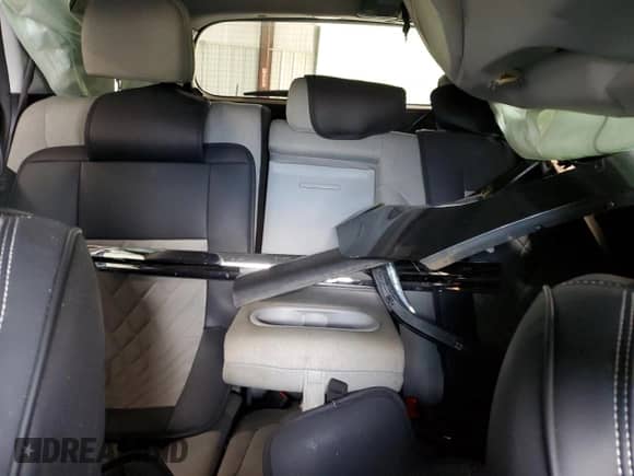 2022 Hyundai Palisade SE с VIN KM8R14HE2NU472157, выставлен на аукционе Copart как лот 64475345 с пробегом 80 071 миль миль и Списание • Salvage title. История ставок и продаж доступна на DreamBid. Изображение 10.